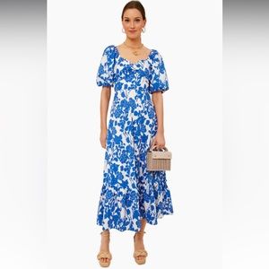 Blue Floral Seaport Midi Dress
HYACINTH HOUSE